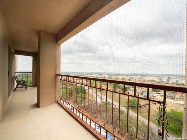 1 Towers Park Ln Apt 1208, San Antonio, TX 78209