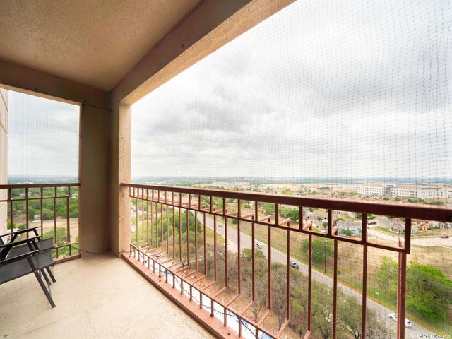 1 Towers Park Ln Apt 1208, San Antonio, TX 78209