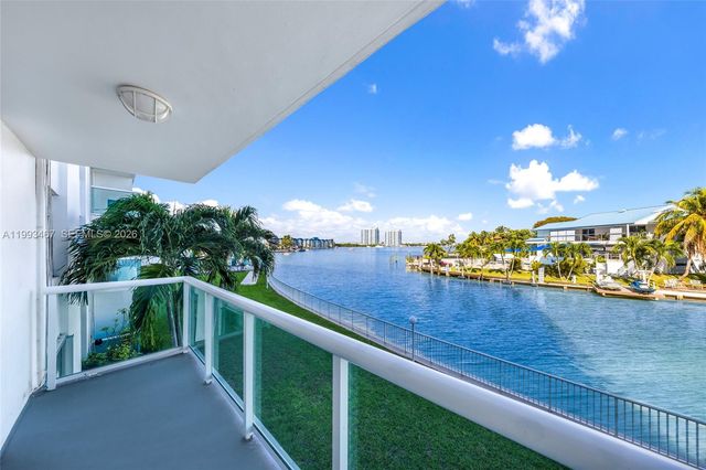 2841 NE 163rd Street 215, North Miami Beach, FL 33160