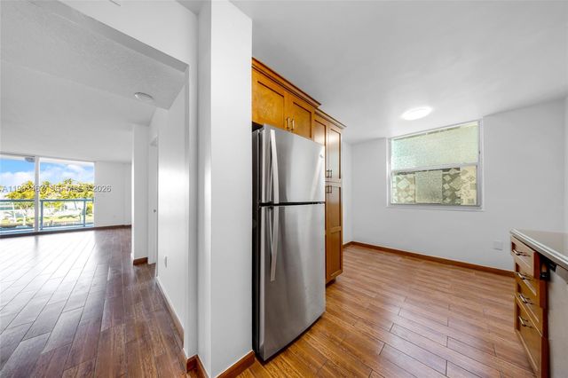2841 NE 163rd Street 215, North Miami Beach, FL 33160