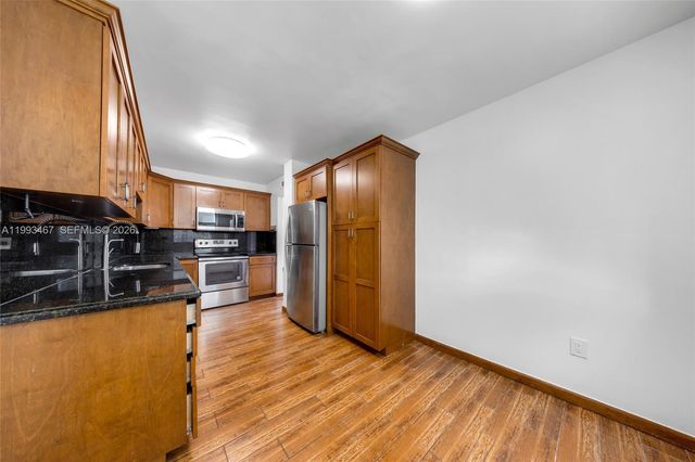 2841 NE 163rd Street 215, North Miami Beach, FL 33160