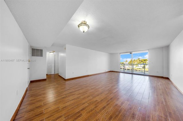 2841 NE 163rd Street 215, North Miami Beach, FL 33160