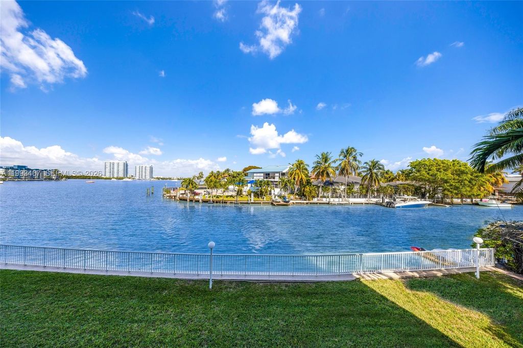 2841 NE 163rd Street 215, North Miami Beach, FL 33160