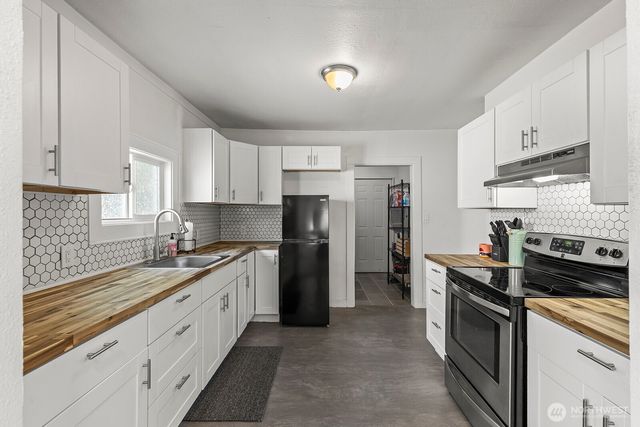 306 26th Avenue, Longview, WA 98632