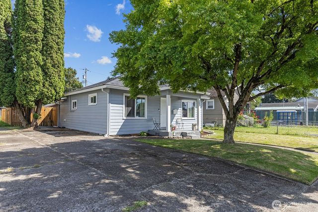 306 26th Avenue, Longview, WA 98632