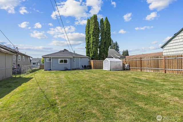 306 26th Avenue, Longview, WA 98632