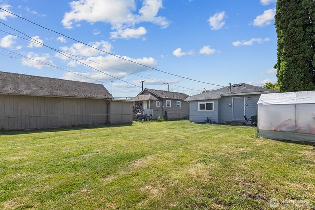 306 26th Avenue, Longview, WA 98632