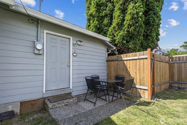306 26th Avenue, Longview, WA 98632