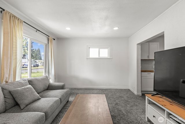 306 26th Avenue, Longview, WA 98632