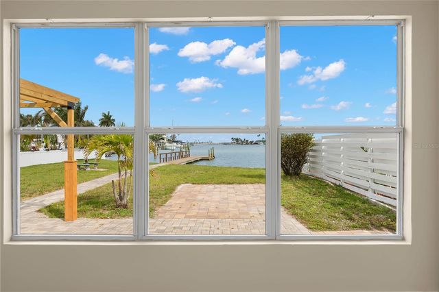 708 SUNSET COVE, Madeira Beach, FL 33708
