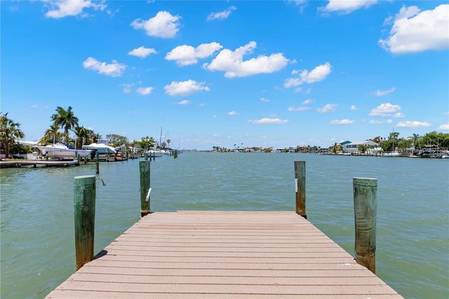 708 SUNSET COVE, Madeira Beach, FL 33708