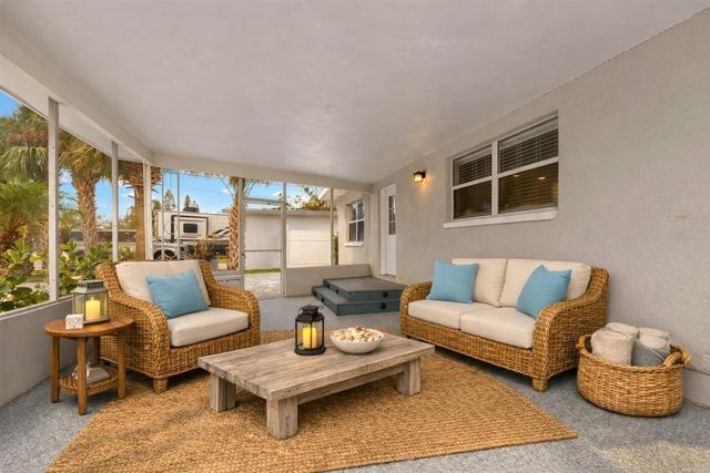 708 SUNSET COVE, Madeira Beach, FL 33708