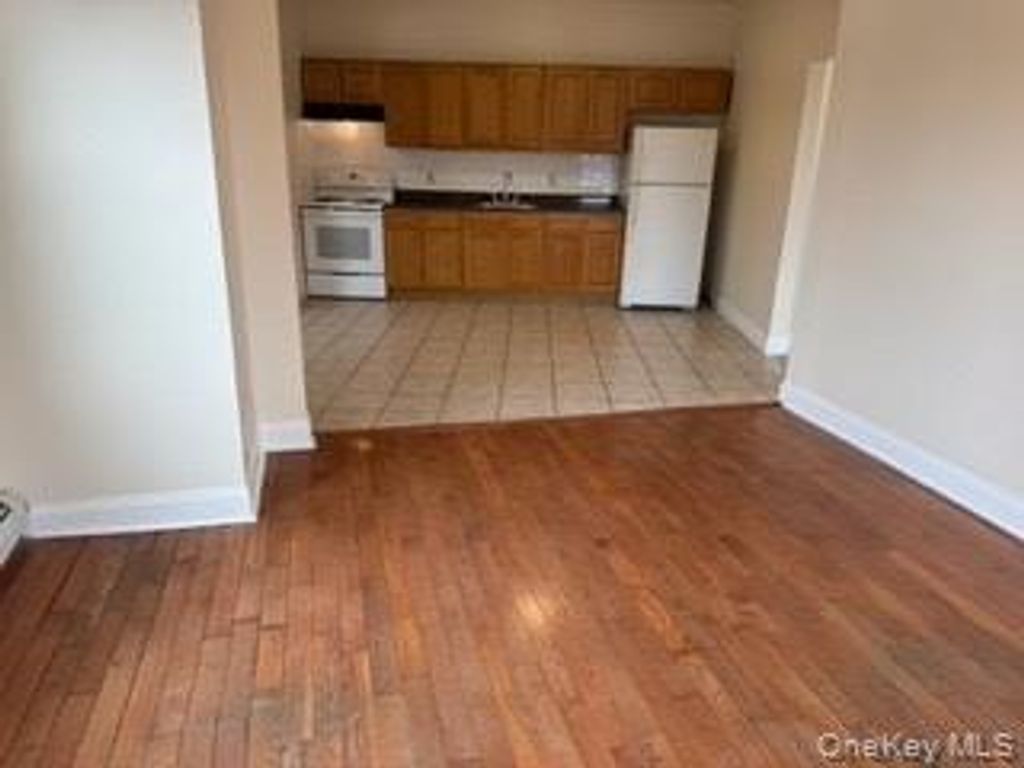 390 Main Street 3, Beacon, NY 12508
