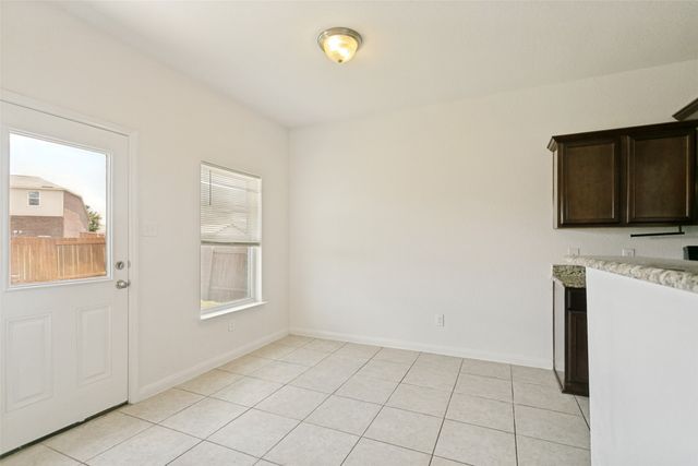 215 SILVERLEAF Drive, Princeton, TX 75407