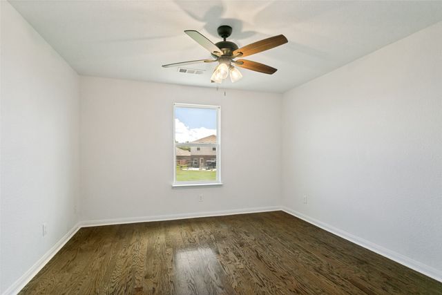 215 SILVERLEAF Drive, Princeton, TX 75407