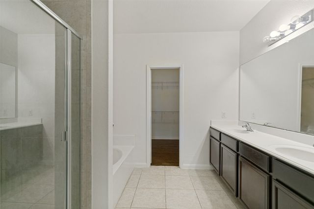 215 SILVERLEAF Drive, Princeton, TX 75407