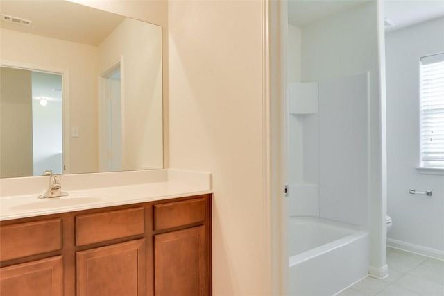 215 SILVERLEAF Drive, Princeton, TX 75407