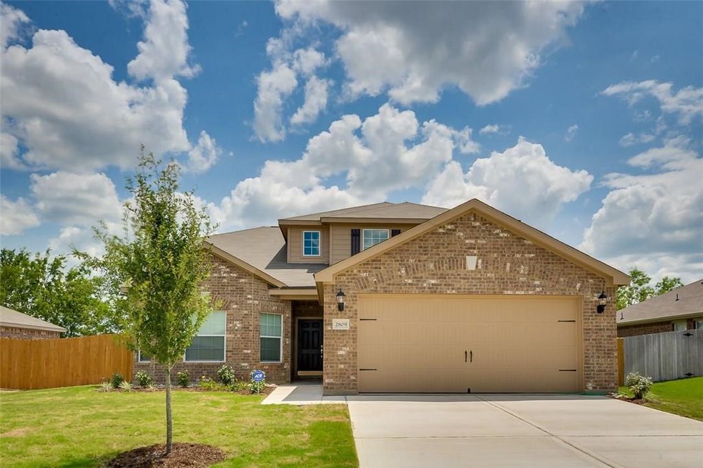215 SILVERLEAF Drive, Princeton, TX 75407
