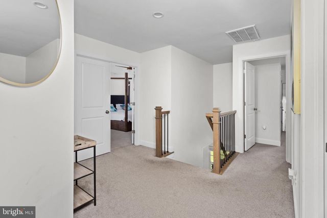 6 BUCK LN, Mount Laurel, NJ 08054