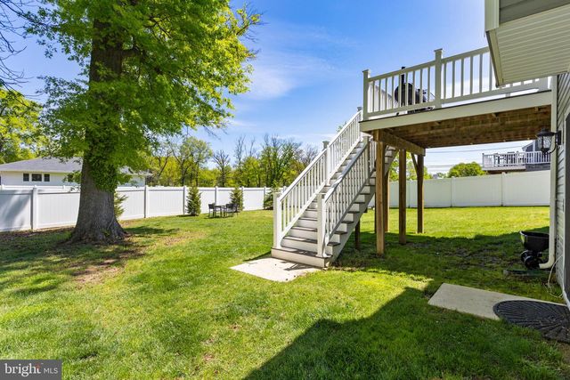 6 BUCK LN, Mount Laurel, NJ 08054