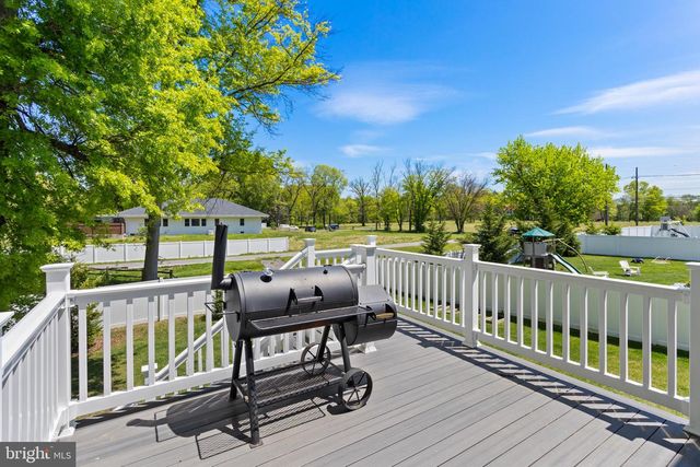 6 BUCK LN, Mount Laurel, NJ 08054
