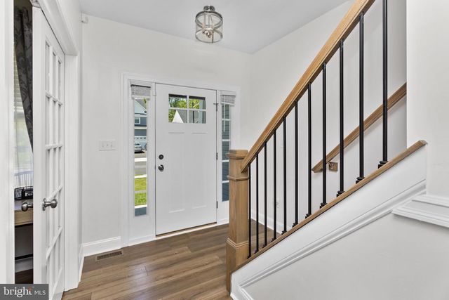 6 BUCK LN, Mount Laurel, NJ 08054