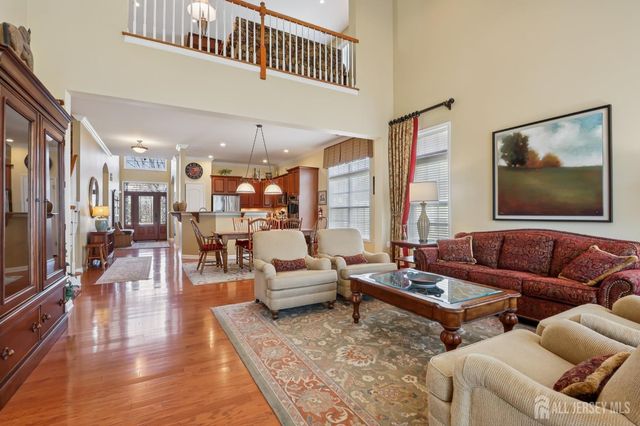 14 Cobblestone Boulevard, Monroe, NJ 08831