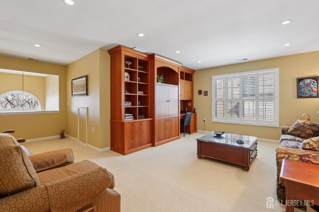 14 Cobblestone Boulevard, Monroe, NJ 08831