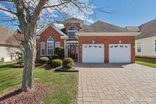 14 Cobblestone Boulevard, Monroe, NJ 08831