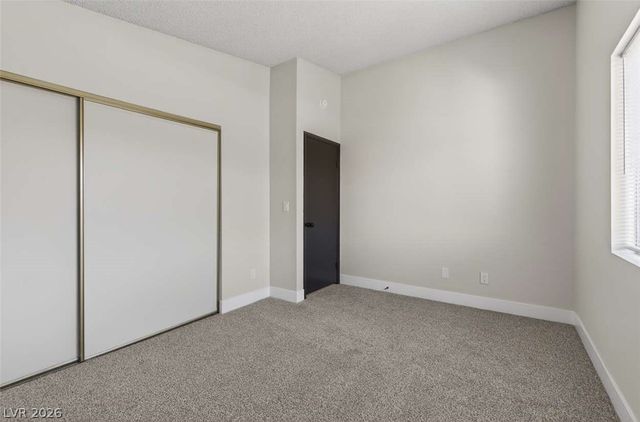 6529 Pinon Pine Way, Las Vegas, NV 89108