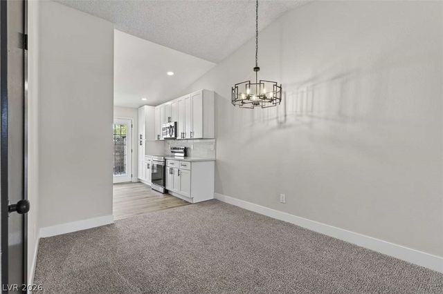 6529 Pinon Pine Way, Las Vegas, NV 89108