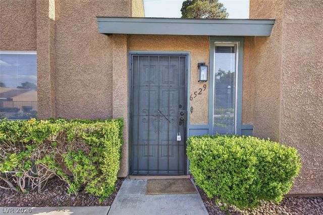 6529 Pinon Pine Way, Las Vegas, NV 89108