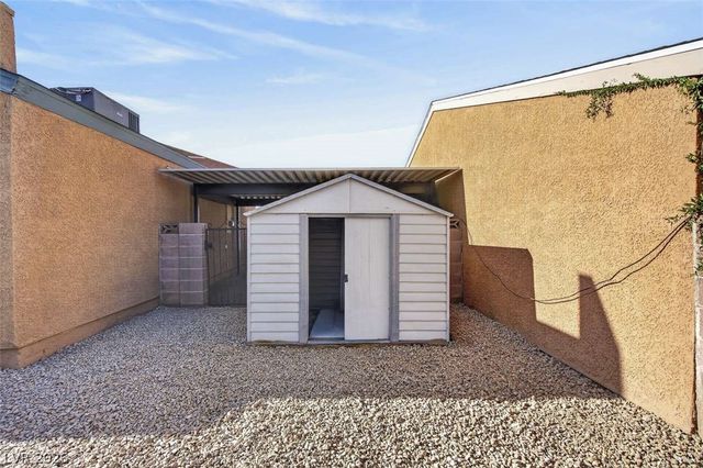 6529 Pinon Pine Way, Las Vegas, NV 89108