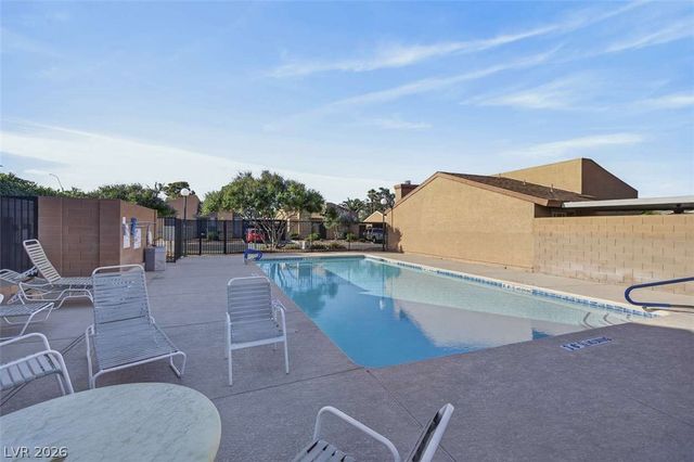 6529 Pinon Pine Way, Las Vegas, NV 89108