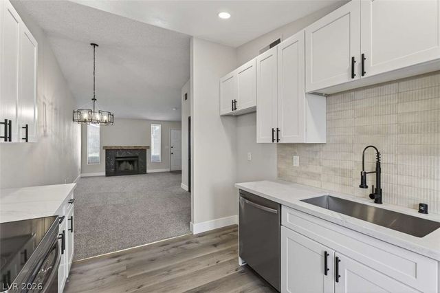6529 Pinon Pine Way, Las Vegas, NV 89108