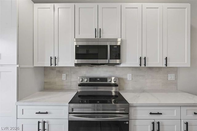 6529 Pinon Pine Way, Las Vegas, NV 89108