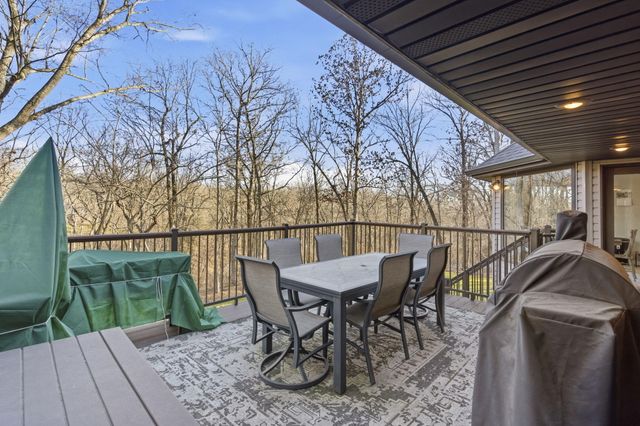 758 N Dogwood Court, Nixa, MO 65714