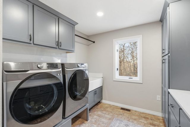 758 N Dogwood Court, Nixa, MO 65714