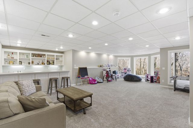 758 N Dogwood Court, Nixa, MO 65714