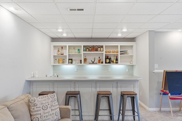 758 N Dogwood Court, Nixa, MO 65714