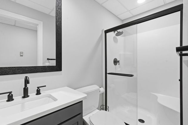 758 N Dogwood Court, Nixa, MO 65714