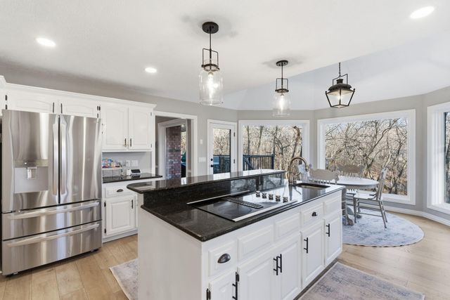 758 N Dogwood Court, Nixa, MO 65714