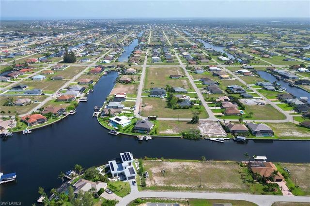 3711 NW 9th TER, Cape Coral, FL 33993