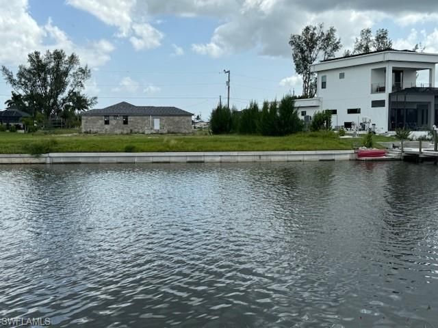 3711 NW 9th TER, Cape Coral, FL 33993