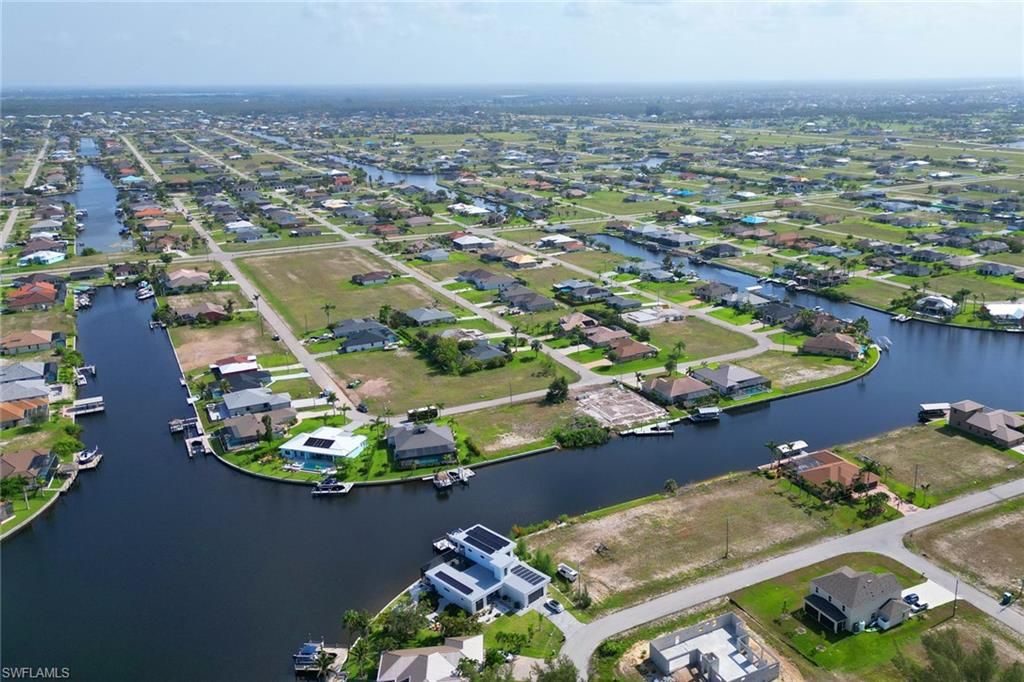 Image 21 of property listing at 3711 NW 9th TER, Cape Coral, FL 33993