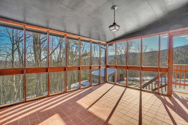 7923 Poor Mountain RD, Bent Mountain, VA 24059
