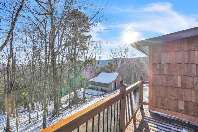 7923 Poor Mountain RD, Bent Mountain, VA 24059