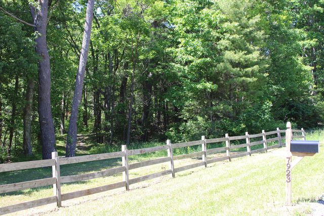7923 Poor Mountain RD, Bent Mountain, VA 24059