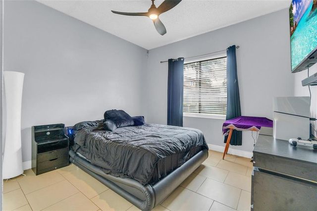 3003 LA MIRAGE Drive 3003, Lauderhill, FL 33319