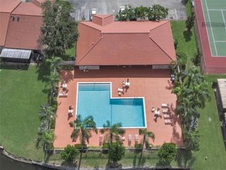 3003 LA MIRAGE Drive 3003, Lauderhill, FL 33319